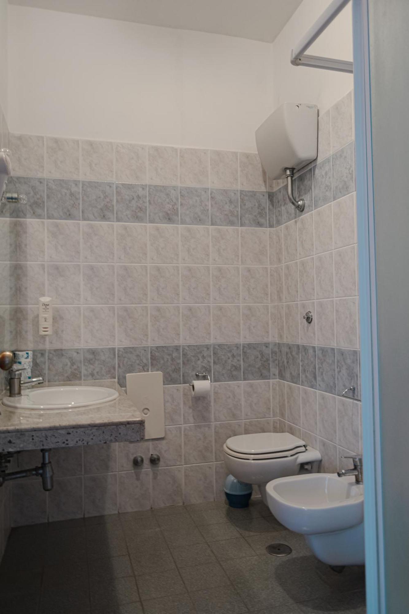 Hotel Mediterraneo Guardia Piemontese Terme Bagian luar foto